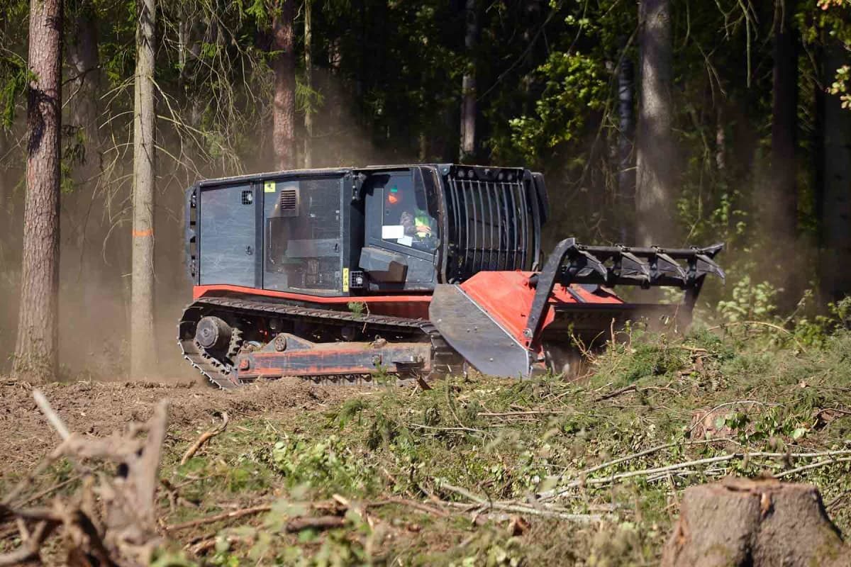 Land clearing and grading in Warrick County, IN